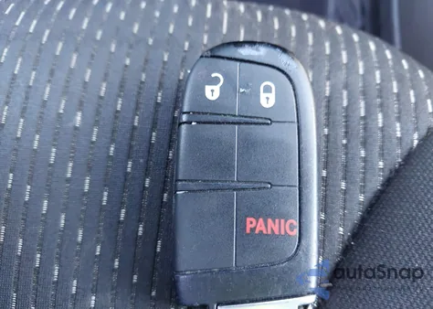 2020 Dodge Journey Se Value z USA, uszkodzony, nr VIN 3C4PDCAB2LT249458